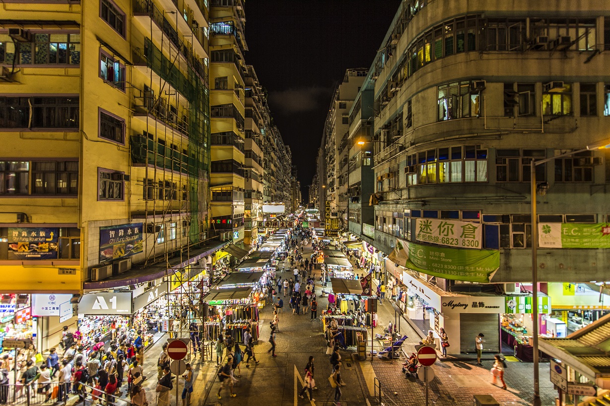 Mong Kok, Hong Kong. Foto por johnlsl @ Flickr