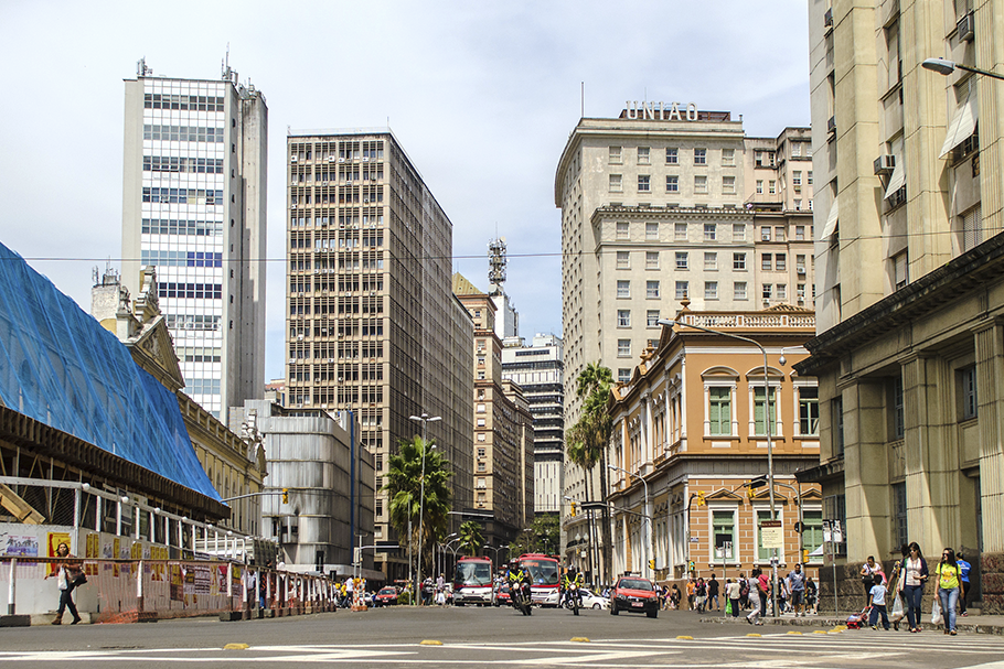 É possível comparar o IPTU de Porto Alegre com o de Nova York?