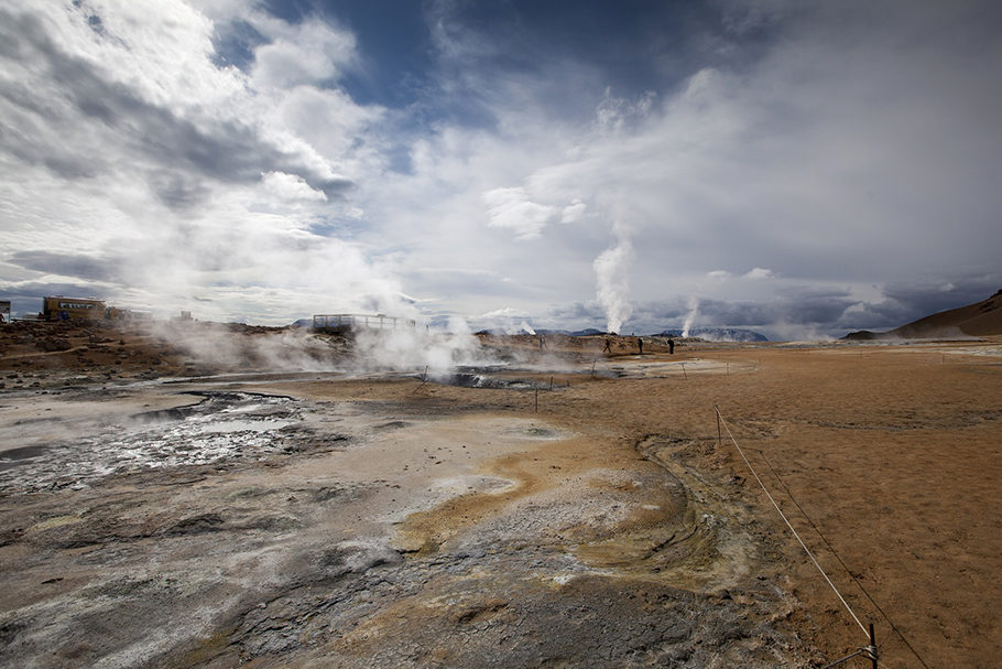Área geotermal de Námaskarð.