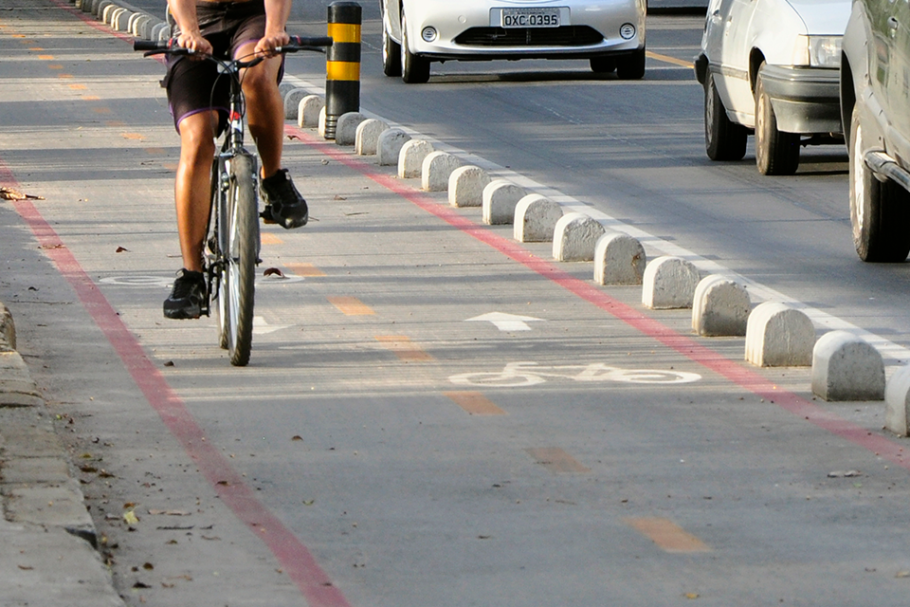 Por que ciclistas ignoram trecho de ciclovia em Belo Horizonte?