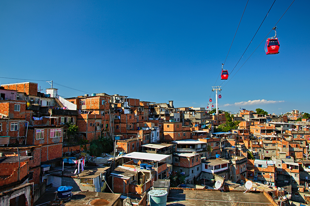 Favelas latino-americanas: projetos de melhoria e a participação da comunidade