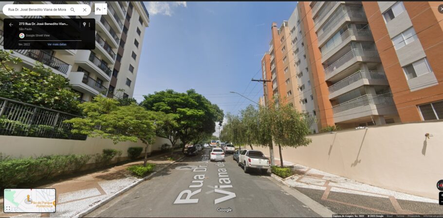 A imagem mostra a Rua Rua Dr. José Benedito Viana de Moraes no bairro Colina de São Francisco (SP).